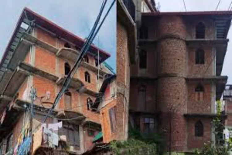 Sanjoli Mosque case: Hindu organization offers to demolish alleged illegal floors, submits memorandum.