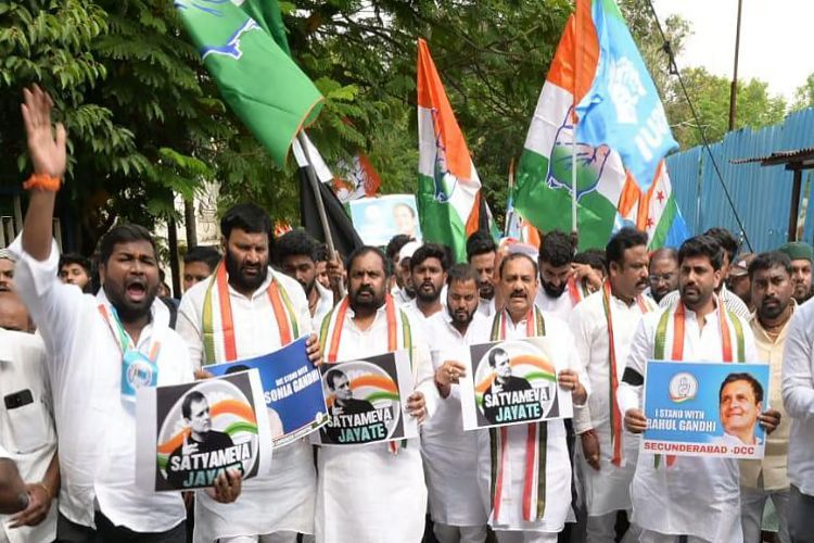 Telangana Congress protests against the Central Government over the National Herald case