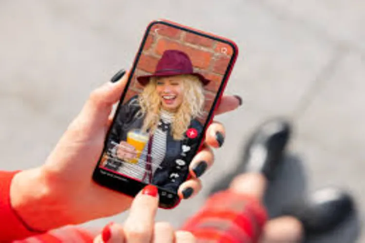 TikTok has reached an agreement to sell its US unit, with investors including Oracle and Silver Lake becoming partners.
