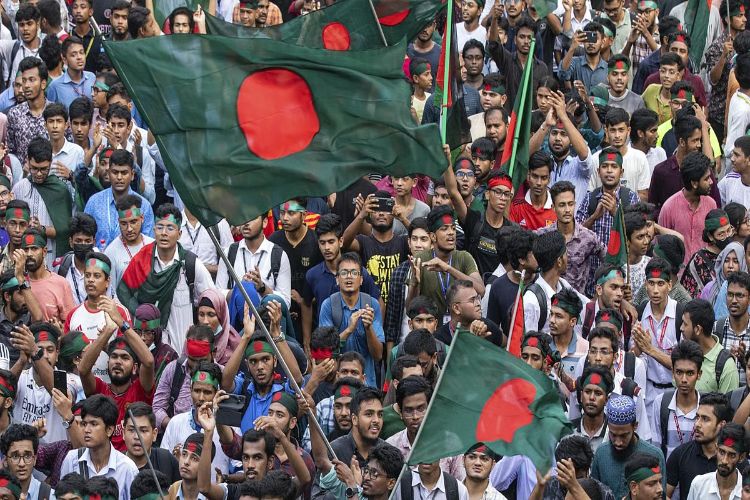 Youth leader Hadi's funeral will be held amid tight security in Bangladesh.