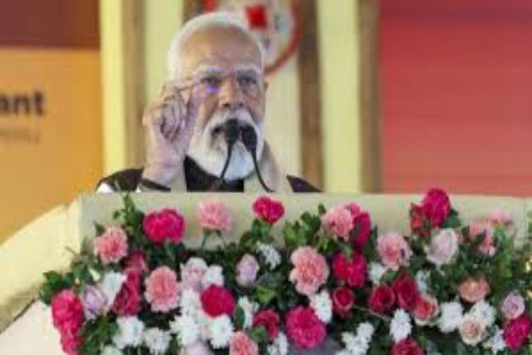 Congress is involved in anti-national activities, wants to settle illegal immigrants in Assam: Modi