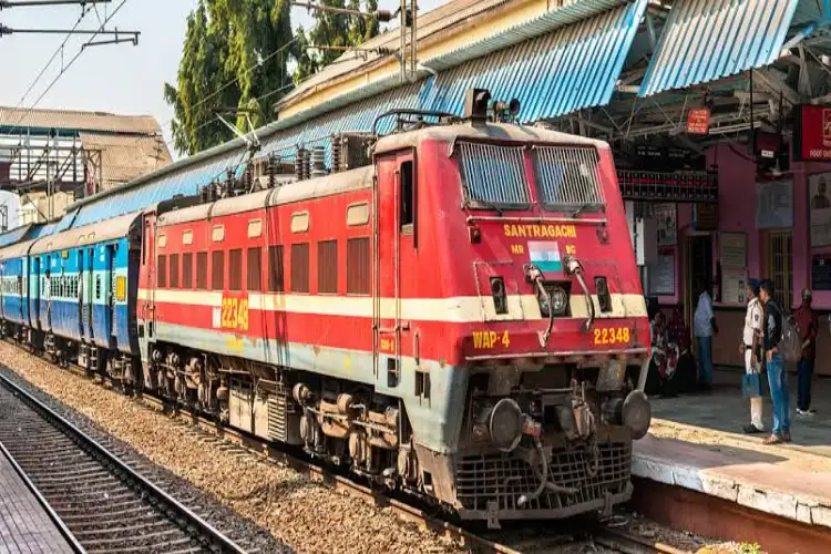 Central Railway to run 76 special trains for Christmas, New Year