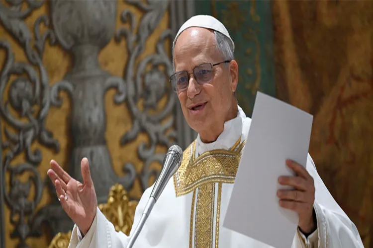 In his Christmas message, Pope Leo XIV called for self-reflection.