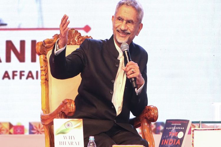 India offers USD 450 million package to help Sri Lanka recover from cyclone