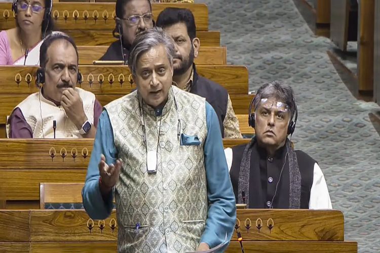 Tharoor praises Jaishankar for Nalanda University