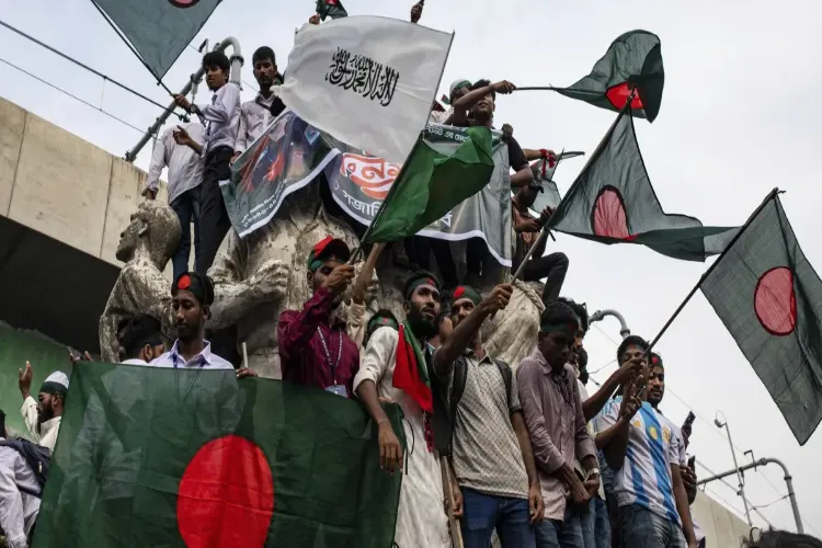 US lawmakers have expressed concern over a potential complete ban on the Awami League in Bangladesh.