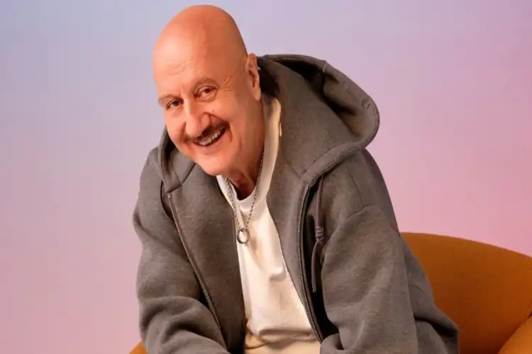 Anupam Kher shares warm birthday wishes to his 