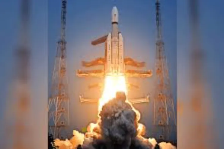 Amit Shah congratulated ISRO on the successful launch of the 'Bahubali' rocket.