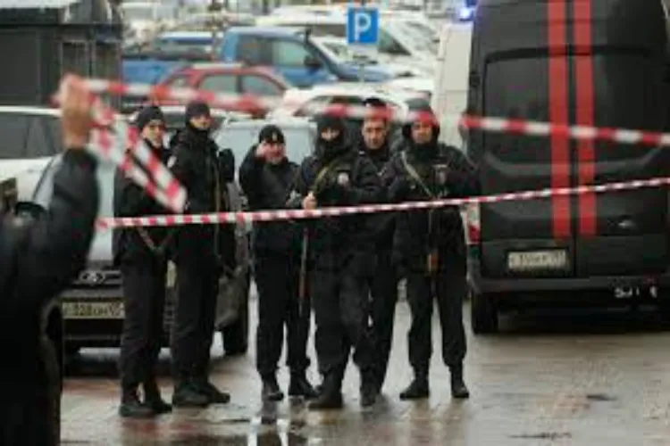Three people, including two police officers, were killed in a bomb blast in Moscow.