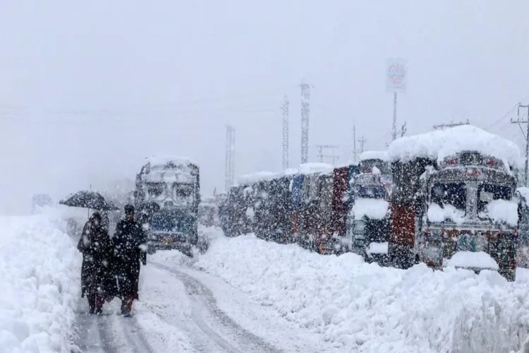 After a brief respite, the cold has intensified again in Kashmir, with temperatures dropping below freezing point.