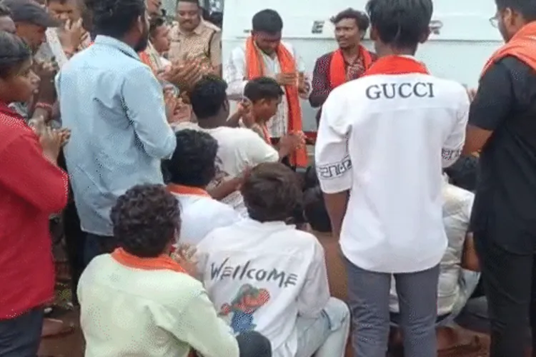 In Bareilly, Bajrang Dal members protested by reciting the Hanuman Chalisa outside a church.