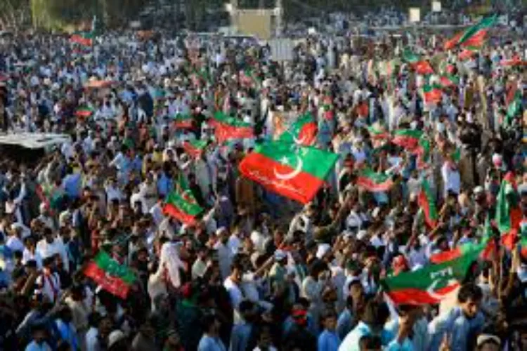 Political tensions escalate in Pakistan: Imran Khan's party claims over 1,000 supporters arrested before planned protest.