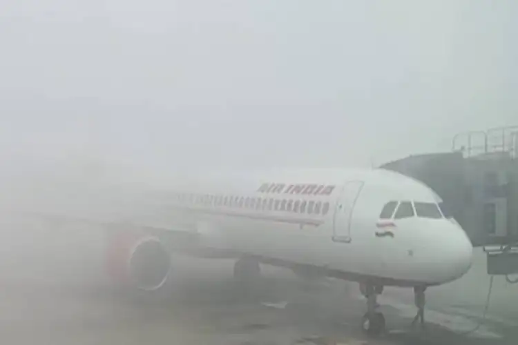 IndiGo issues travel advisory as fog disrupts flights at Amritsar, Chandigarh and Ranchi airports