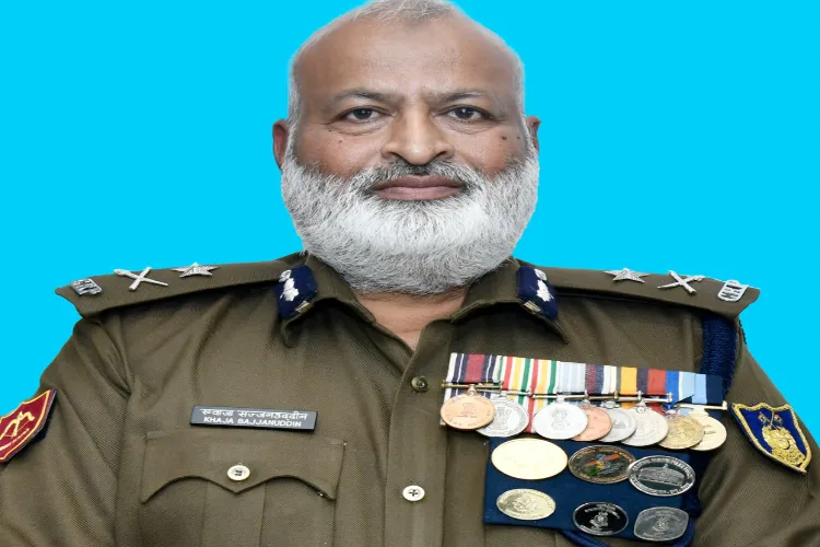 CRPF senior officer Khaja Sajjanuddin was given a heartfelt farewell; he will retire on December 31 after 33 years of service.