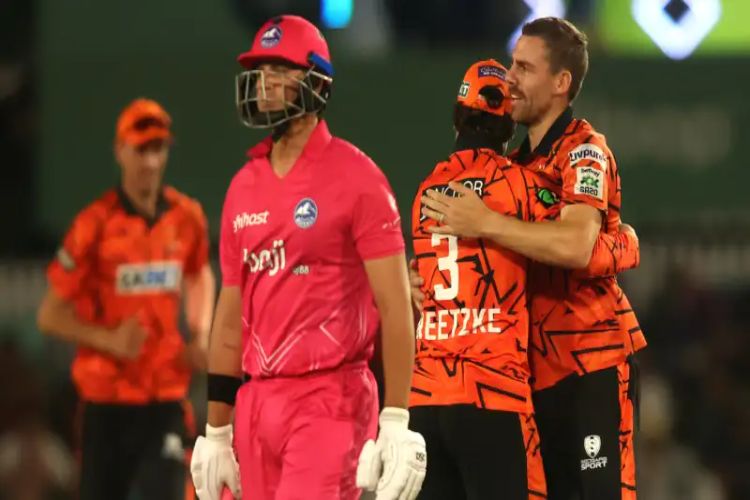 Sunrisers start with bonus points thanks to Nortje's brilliant performance