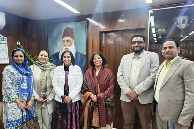 A delegation of Canadian alumni from AMU met with the Vice-Chancellor.