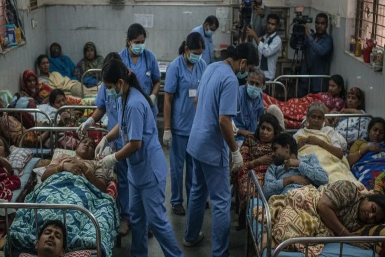 Over 100 people hospitalised in Indore after drinking contaminated water, three patients died.