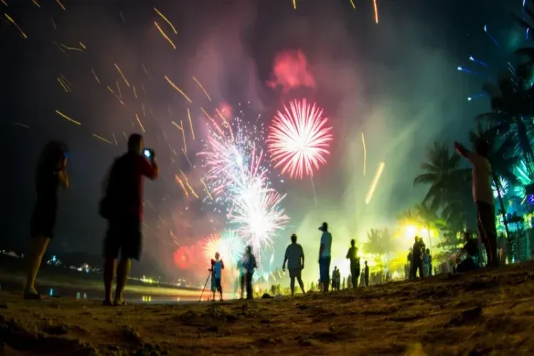 Puducherry welcomes the New Year 2026 with great enthusiasm, as a wave of celebrations sweeps across the beach.
