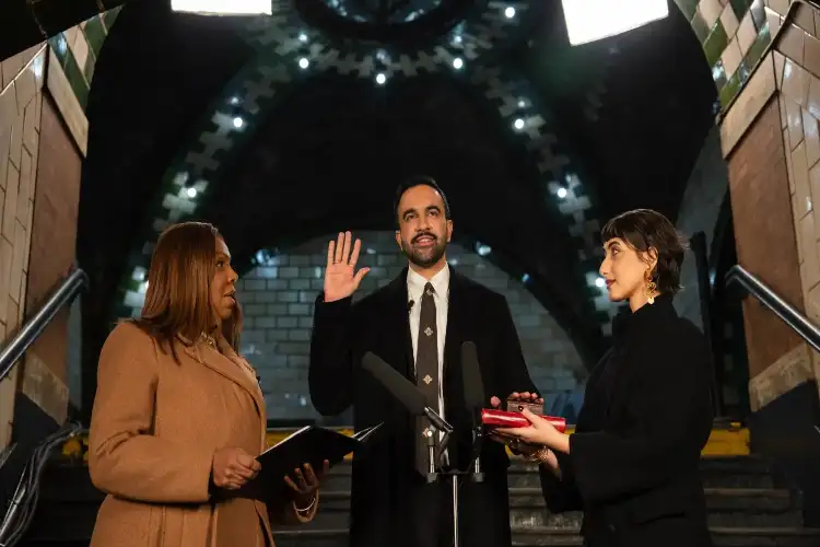 Zohran Mamdani became the first Muslim mayor after taking an oath on the Quran.