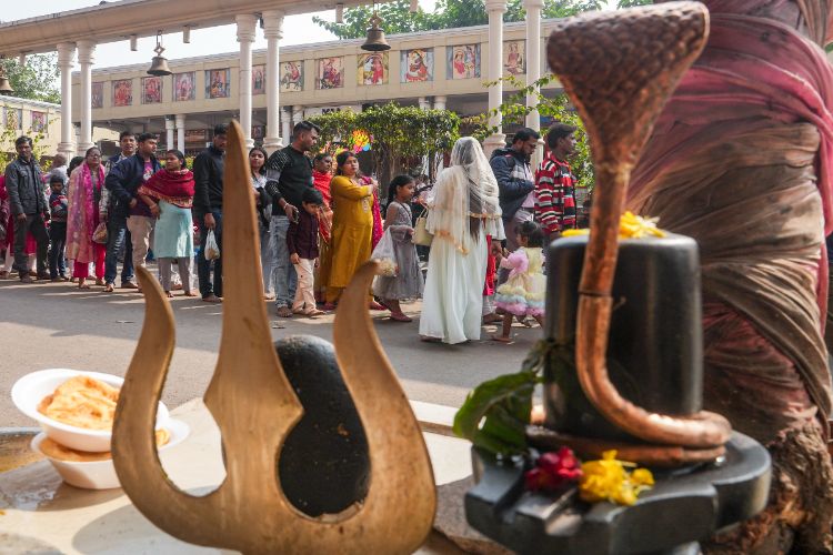 West Bengal welcomes New Year with celebrations and prayers