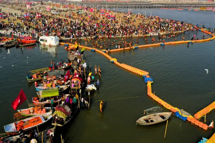 Magh Mela 2026 begins: A massive crowd of devotees gathered in Prayagraj and Ayodhya for the first holy dip.