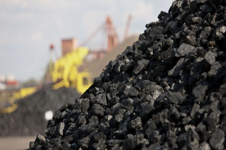 India's coal imports rise in November, likely to decline in coming months