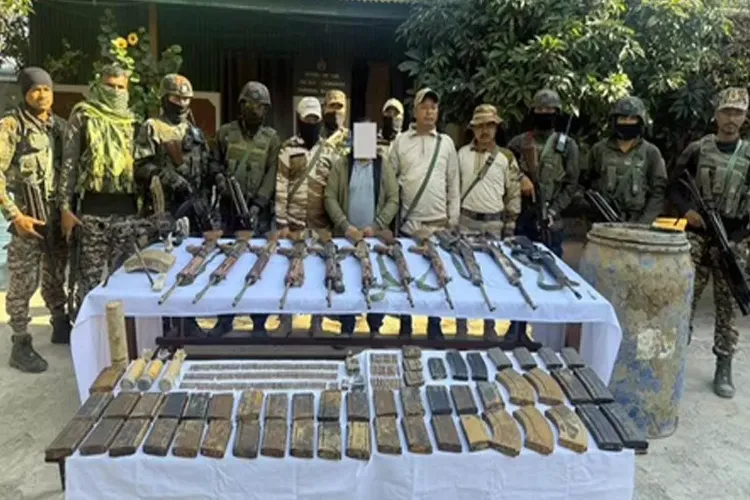 Manipur, 4 terrorists arrested, large quantity of arms and ammunition seized.