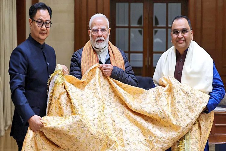 Petition seeking to stop PM Modi from offering chadar at Ajmer Sharif Dargah dismissed