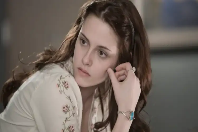 Kristen Stewart expresses interest in directing a 'Twilight' remake with big budget