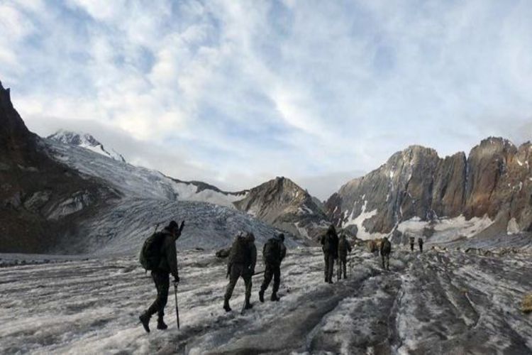 Himachal Pradesh: Kangra administration bans trekking above 3000 metres
