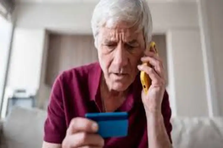 Elderly man loses Rs 5 lakh in online shares investment fraud