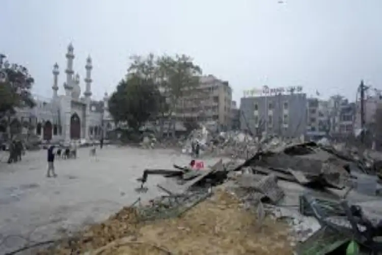 FIR filed, 5 detained as police probes if violence during Delhi demolition drive was planned