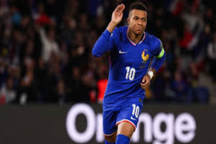 Brazil will play friendlies against France and Croatia in the US to prepare for the World Cup.