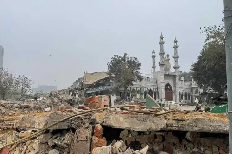 Security stepped up near Delhi's Faiz-e-Elahi Mosque in Turkman Gate area after demolition drive