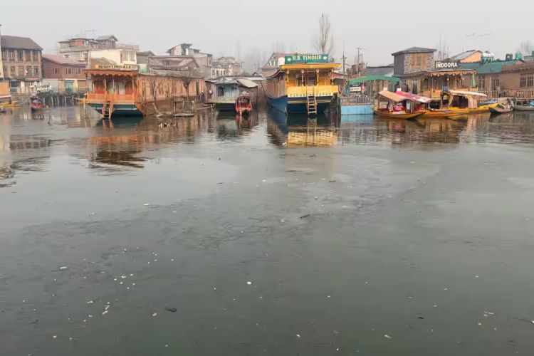 Severe cold prevails in Kashmir Valley, Dal Lake covered in ice