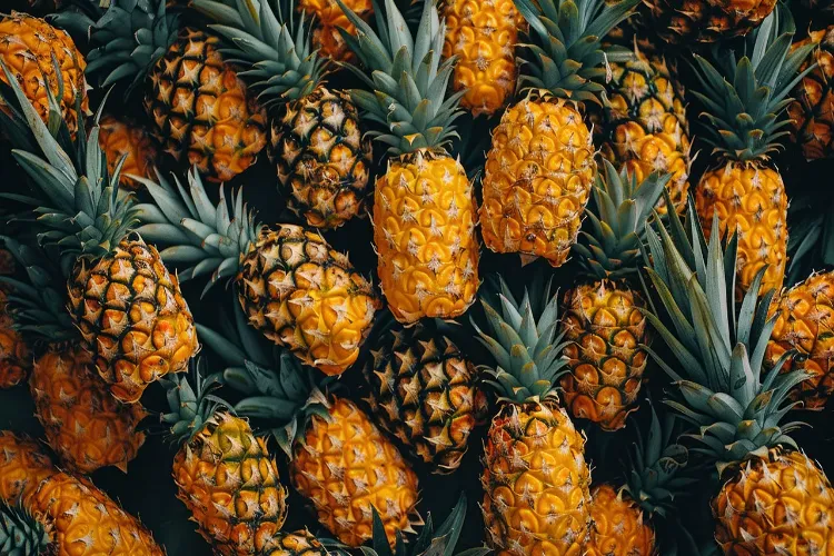 Can eating pineapple cause acidity or acid reflux? Find out the complete truth.