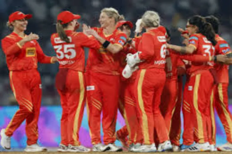 गुजरात जाइंट्स ने दिल्ली कैपिटल्स को चार रनों से हराया, सोफी डिवाइन ने ऑलराउंड प्रदर्शन से जीता मैच