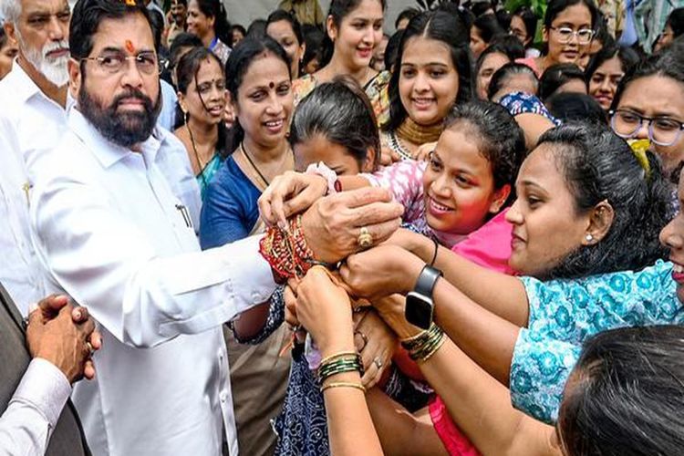 Maharashtra State Election Commission seeks report on claims of disbursement of funds under Ladki Behen Yojana