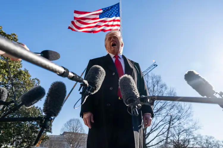 From Minneapolis to Venezuela, Trump piles up risks as he faces midterm verdict