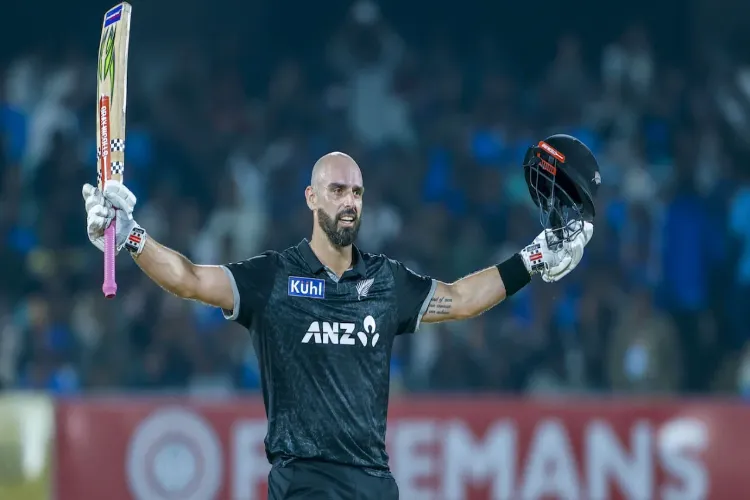 Daryl Mitchell's magnificent century helped New Zealand defeat India, leveling the series at 1-1.