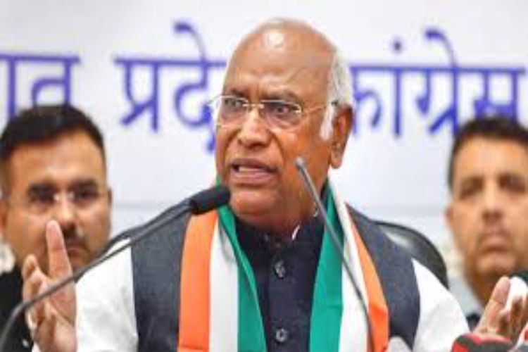 Indian Army stands as an unshakable shield to protect the nation: Kharge