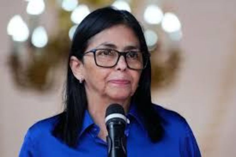 Venezuela's acting president clarifies her stance amid new political realityb