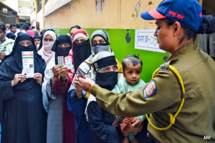 Municipal elections: BJP-led alliance leads in Mumbai, Shiv Sena ahead in Thane