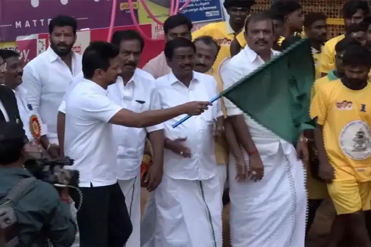 Deputy CM Udhayanidhi Stalin flags off Palamedu Jallikattu in Madurai