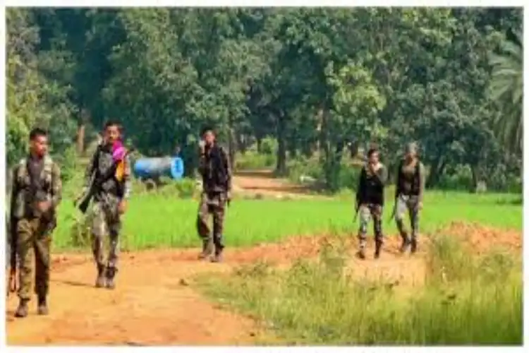 Encounter breaks out between security forces and Naxalites in Chhattisgarh