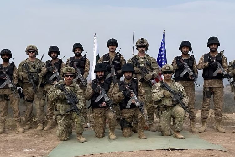 US, Pakistani troops complete joint training exercise in Pabbi