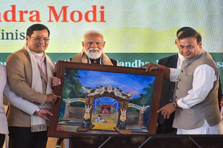 Congress handed over Assam's land to infiltrators for votes during its rule: PM Modi