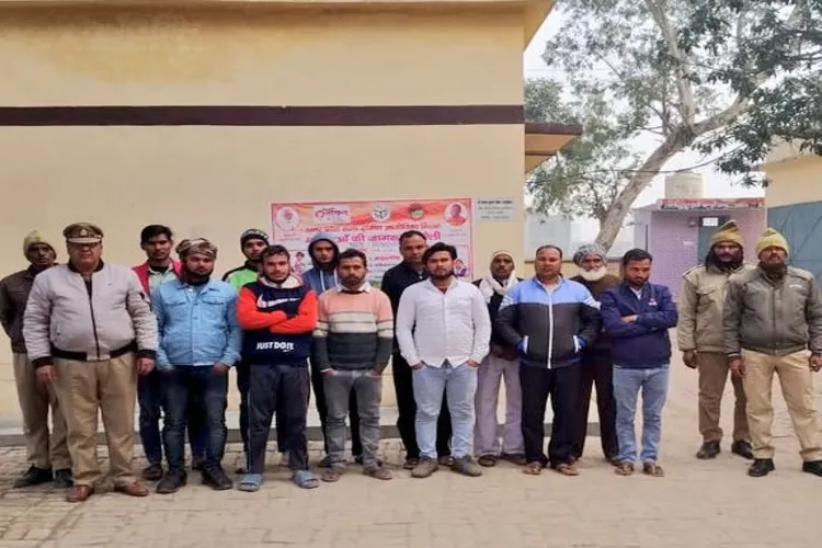 Bareilly: Police take action against unauthorized religious activity in an under-construction house, 15 people arrested.