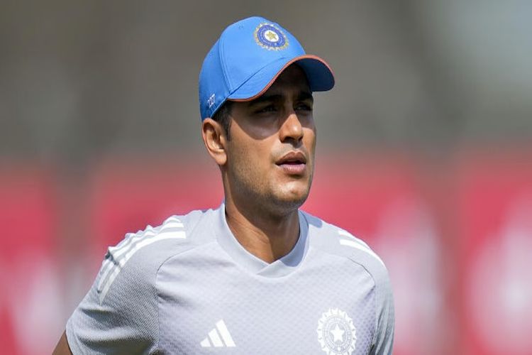 We need to convert good starts into big scores and improve our catching: Gill