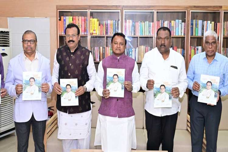 Odisha CM unveils government mouthpiece 'Pragati Prabha'